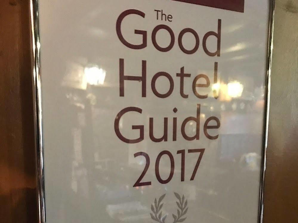 The Nobody Inn Christow Екстериор снимка